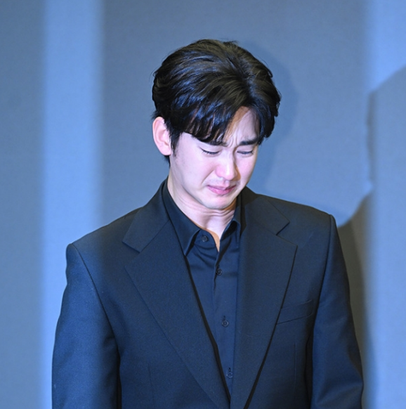 &quot;김새론과 열애설?&quot; 김수현 긴급 기자회견에서 밝힌 충격 발언