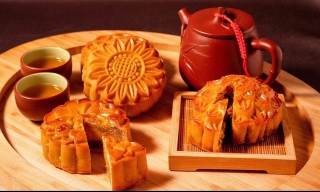 베트남 추석인 중추절 대표음식 월병(바인쭝투)