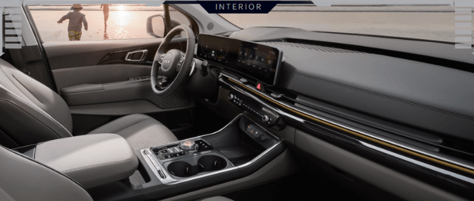 카니발 하이브리드 실내