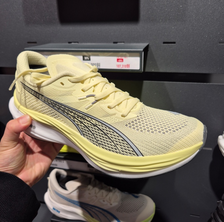 퓨마 디비에이트 나이트로 3 러닝화 추천