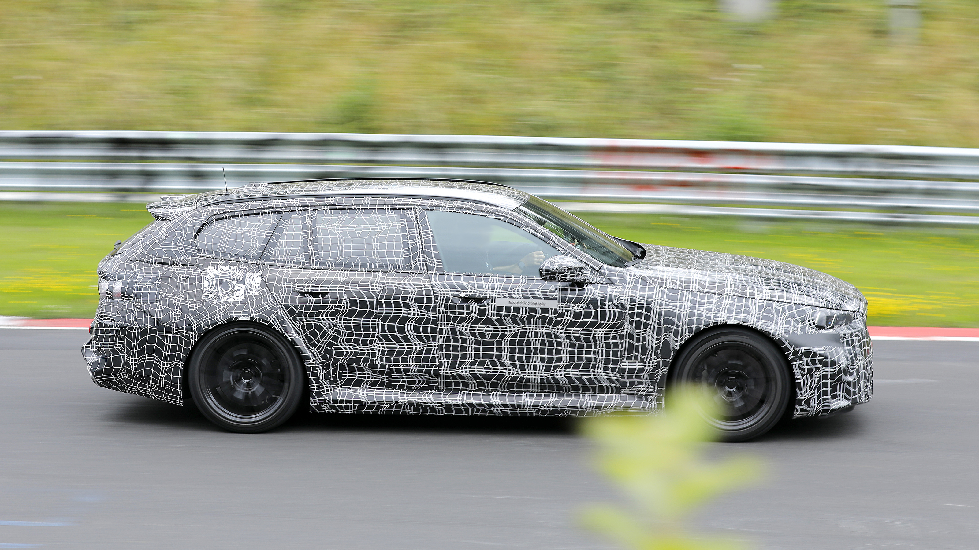 BMW M5 투어링