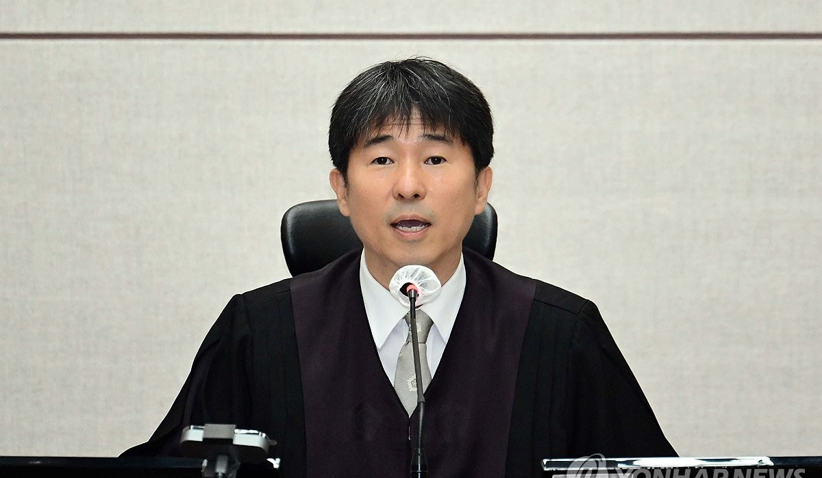지귀연 재판부 변경, 공정성 우려로 재배당된 배경은 참고 이미지 2