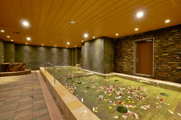 일본-오사카히노데호텔-무료-대욕장-온천