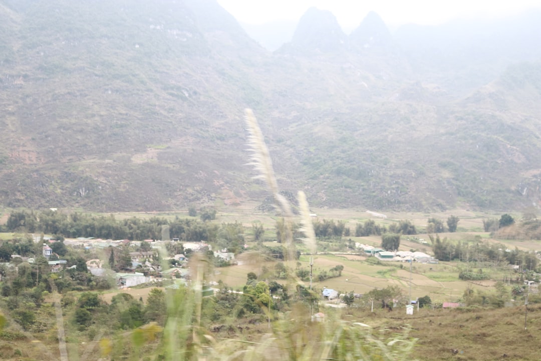 Huayi District