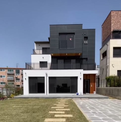 하남시와 강동구로 진출이 용이한 위치를 갖고 있는 단독주택.