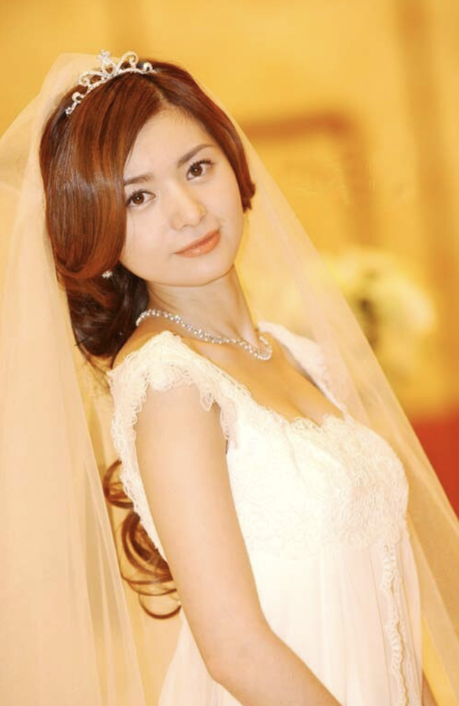 장서희 웨딩드레스