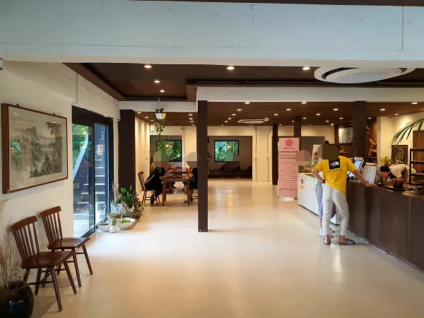 화계절 1층