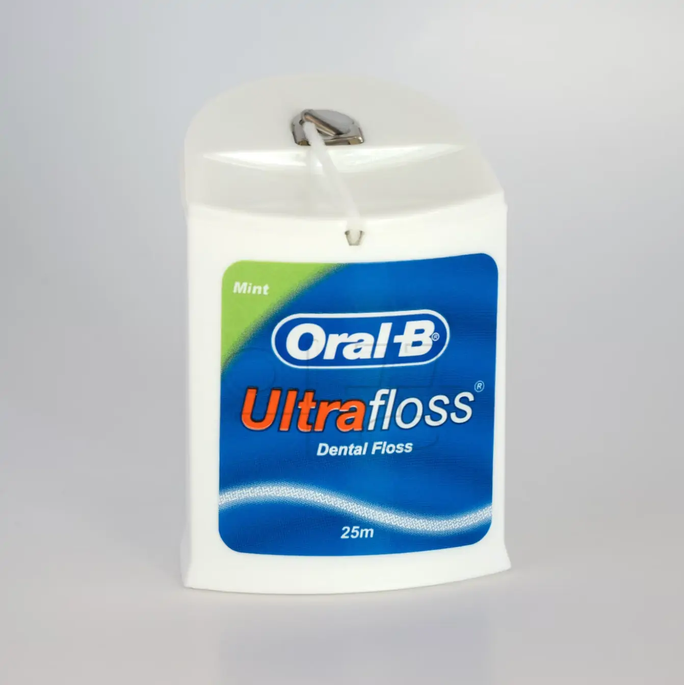 오랄비 치실 사진