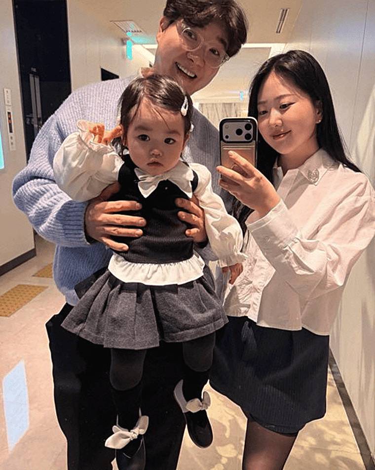 방송인-박수홍-아내-김다예-딸-재이