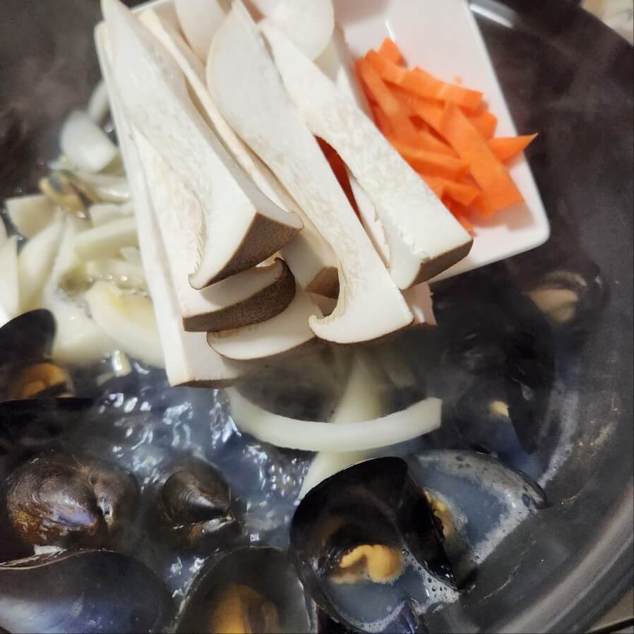 효능 좋은 홍합 칼국수 만드는 법 홍합탕 까지