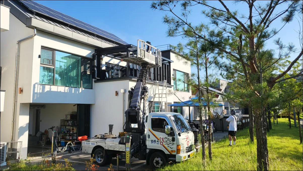 경북 썬룸 2층 테라스 유리 작업