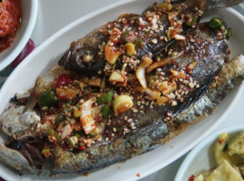 한국기행-고성-회백반-8천원-수양식당