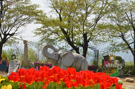 서울근교 갈만한곳 당일치기 여행 양평 - 두물머리&#44; 구둔역&#44; 두메향기&#44; 들꽃수목원&#44; 서후리숲&#44; 세미원&#44; 쉬자파크&#44; 양떼목장&#44; 용문산관광지&#44; 중미산천문대&#44; 오르다온