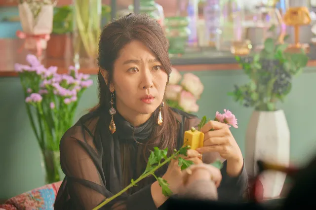 경아 역(김지영)