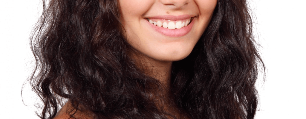 머리카락에 붙은 껌 쉽게 제거하는 몇가지 방법