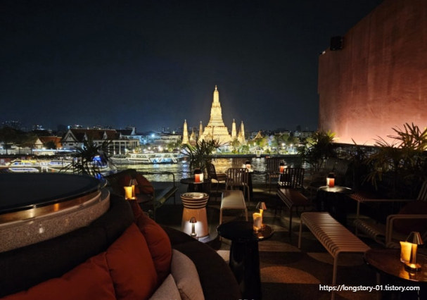 왓아룬 야경