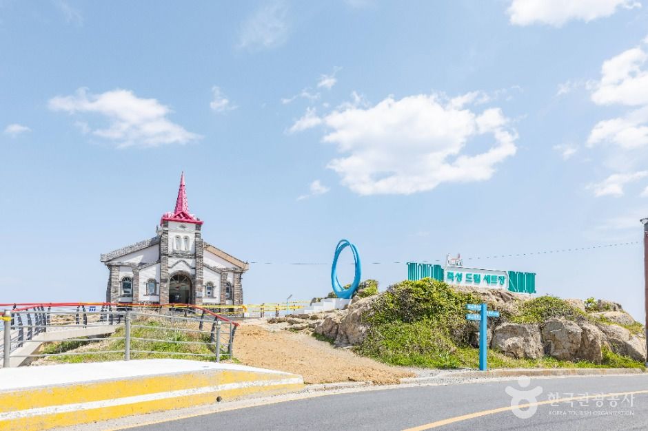 교통&middot;주차&middot;편의 정보 한눈에