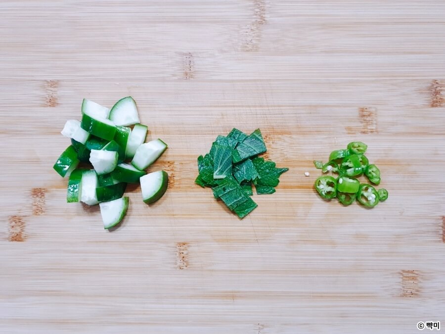 닭가슴살-오렌지-살사-샐러드-만들기-다이어트-레시피