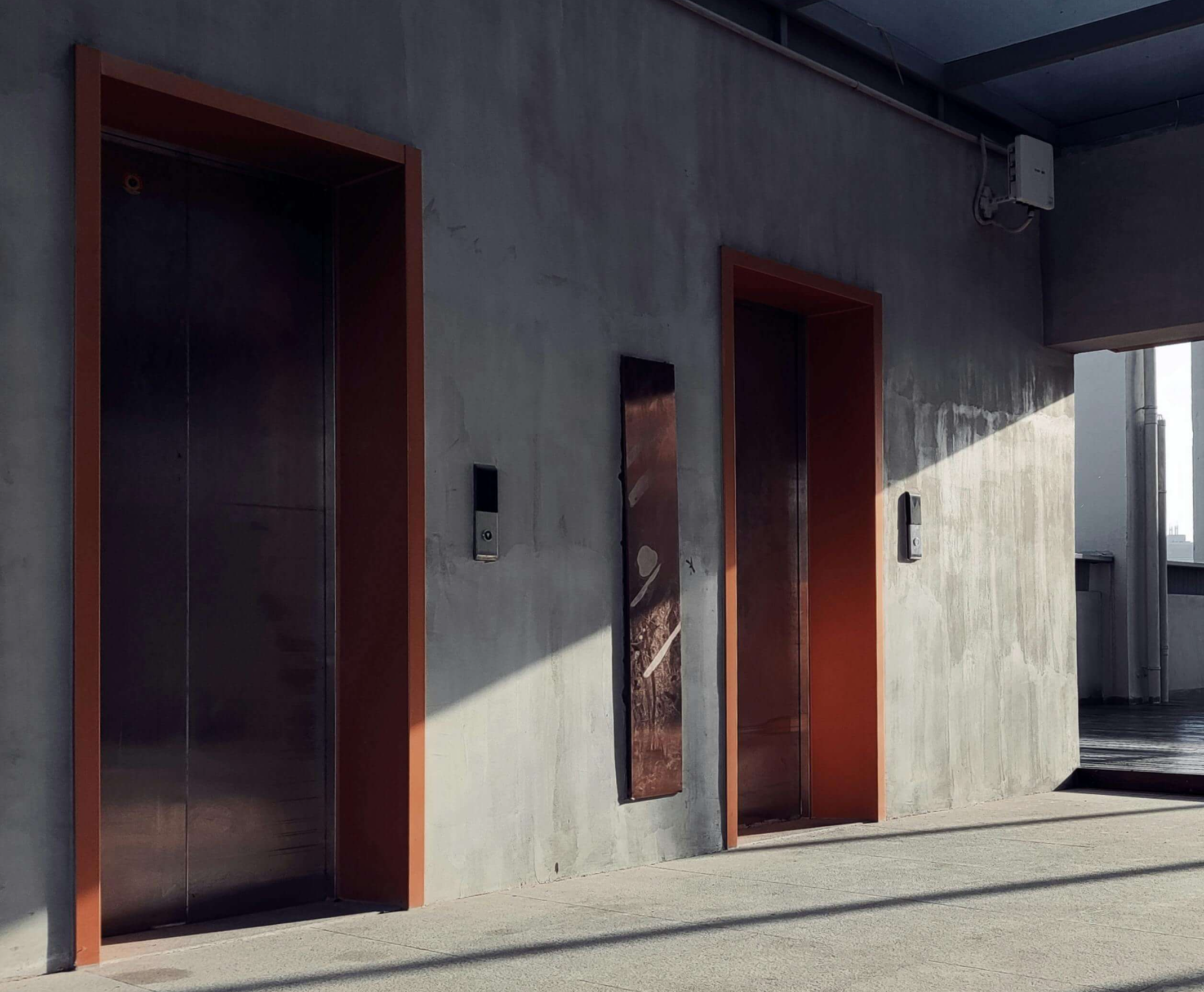 정전 원인과 상황별 대처요령! 아파트, 빌라(엘리베이터에 갇혔을때)