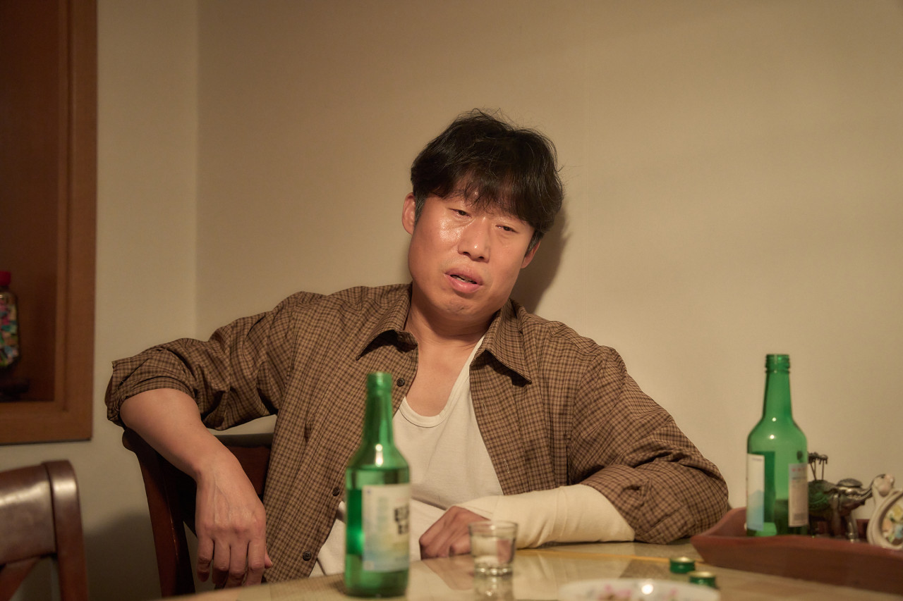 실화 기반 영화 🎬《소주전쟁》 줄거리·출연진·후기 총정리 (IMF·진로소주 인수전 모티브)