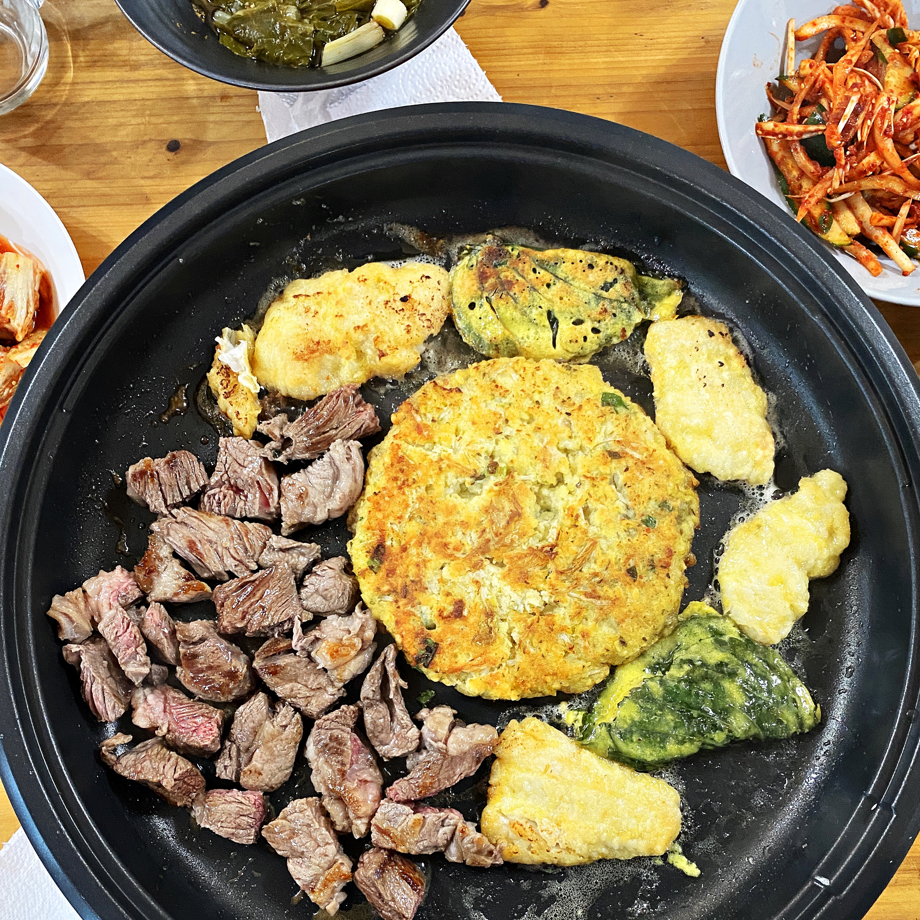 사옹원 모듬 전 등심과 함께 조리 4