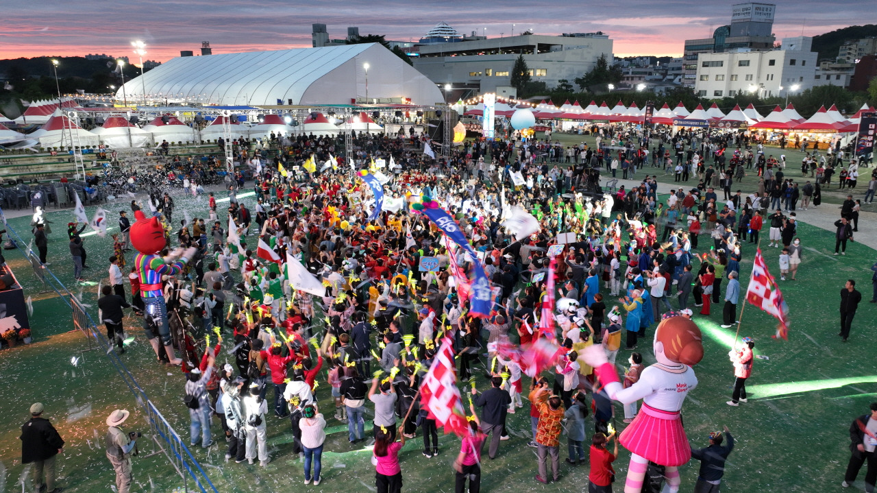안동국제탈춤페스티벌 2025&amp;#44; 세계 탈춤과 어울림의 축제!