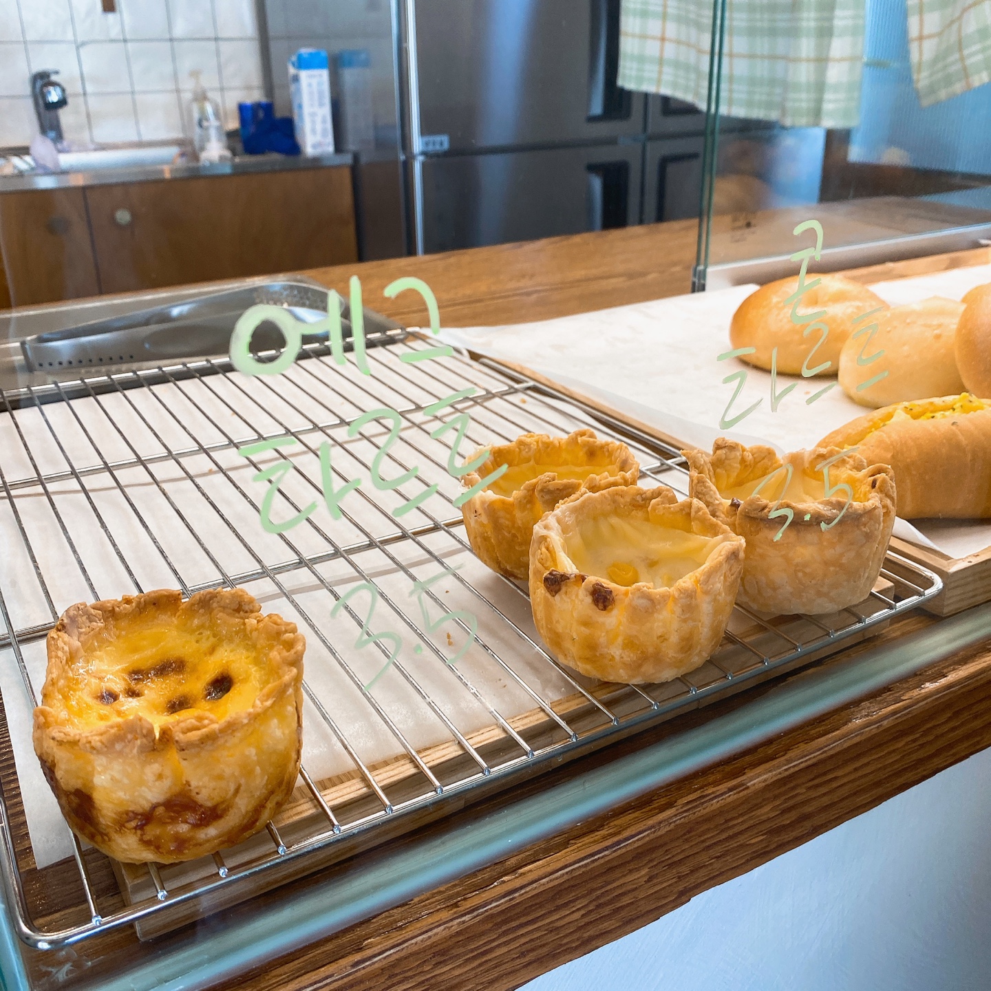 제주 서귀포 성산 혼인지 돌창고 개조 돌집 카페 고요히