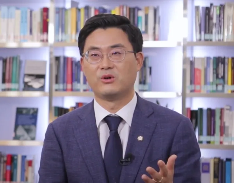 국회의원 인터뷰36.webp