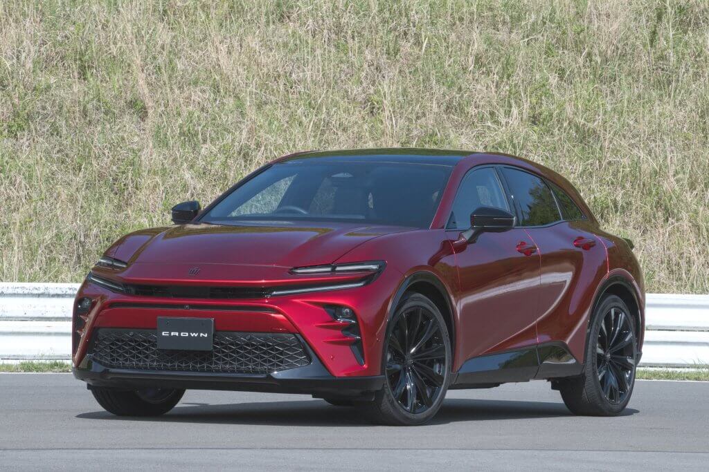 토요타 크라운 스포츠 하이브리드 가격 연비 출시일 공개