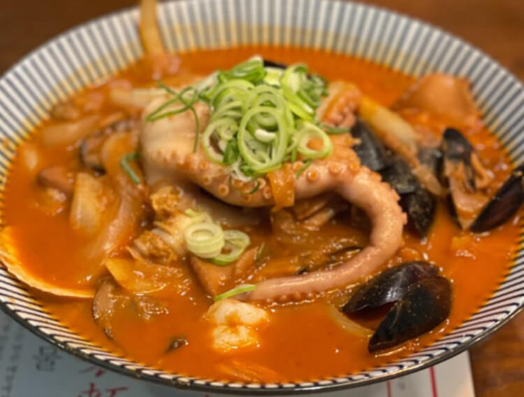 부산광역시 연제구 거제천로 거제동 진화라락 김현우 짬뽕 소곱창짬뽕 사천짬뽕