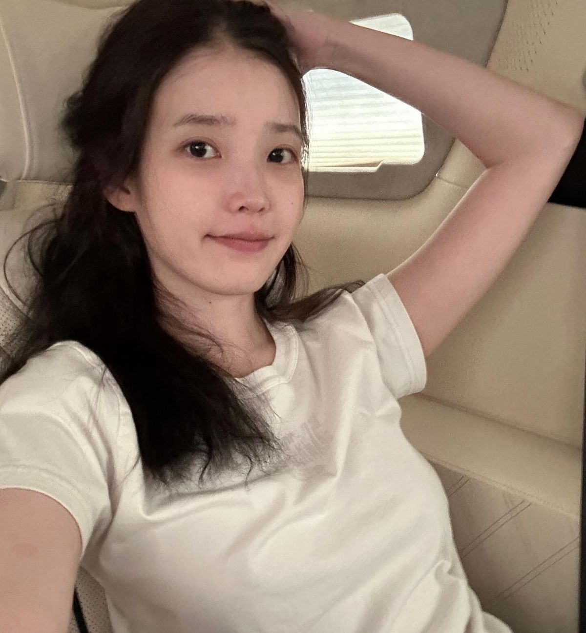 아이유 민낯 쌩얼 사진도 굴욕 없는 미인, 이종석 21세기대군부인 드라마 근황 프로필