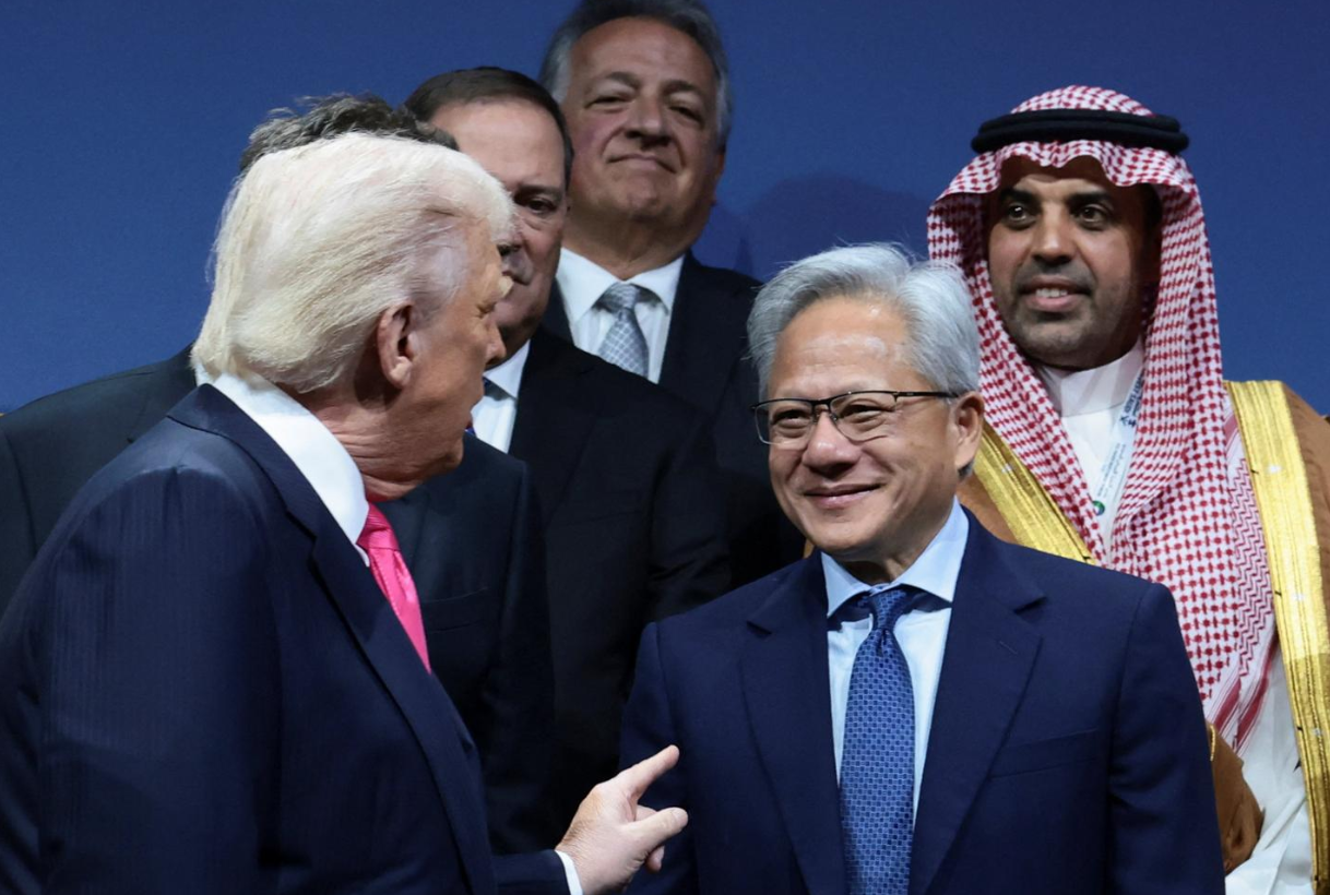 트럼프, 중국에 엔비디아 H200 칩 수출 허용