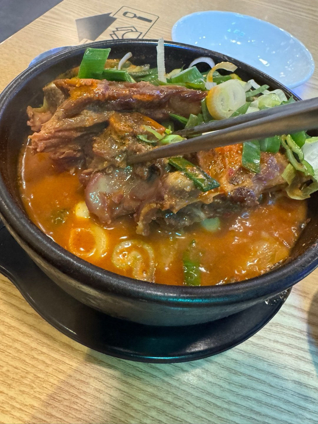 뼈다귀 해장국 고기 이미지