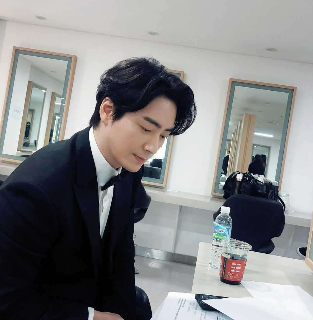 이준혁 프로필 나이 키
