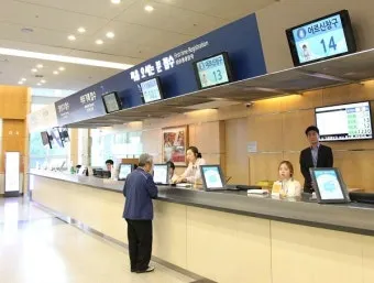 시니어 맞춤 수납 손이 닿는 높이 자주 쓰는 것 미끄럼 방지 안전 우선 정리_4