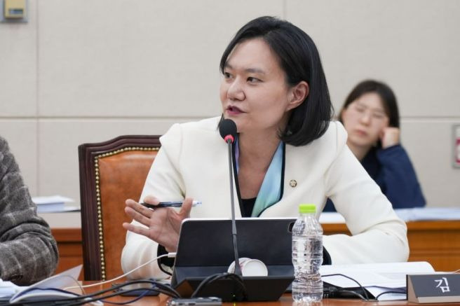 김남희 국회의원 나이 프로필 학력 고향 경력 지역구 사무실 근황 총정리