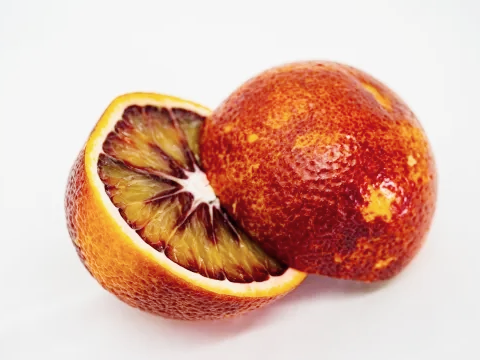 혈관 건강 유지하는 모로 오렌지