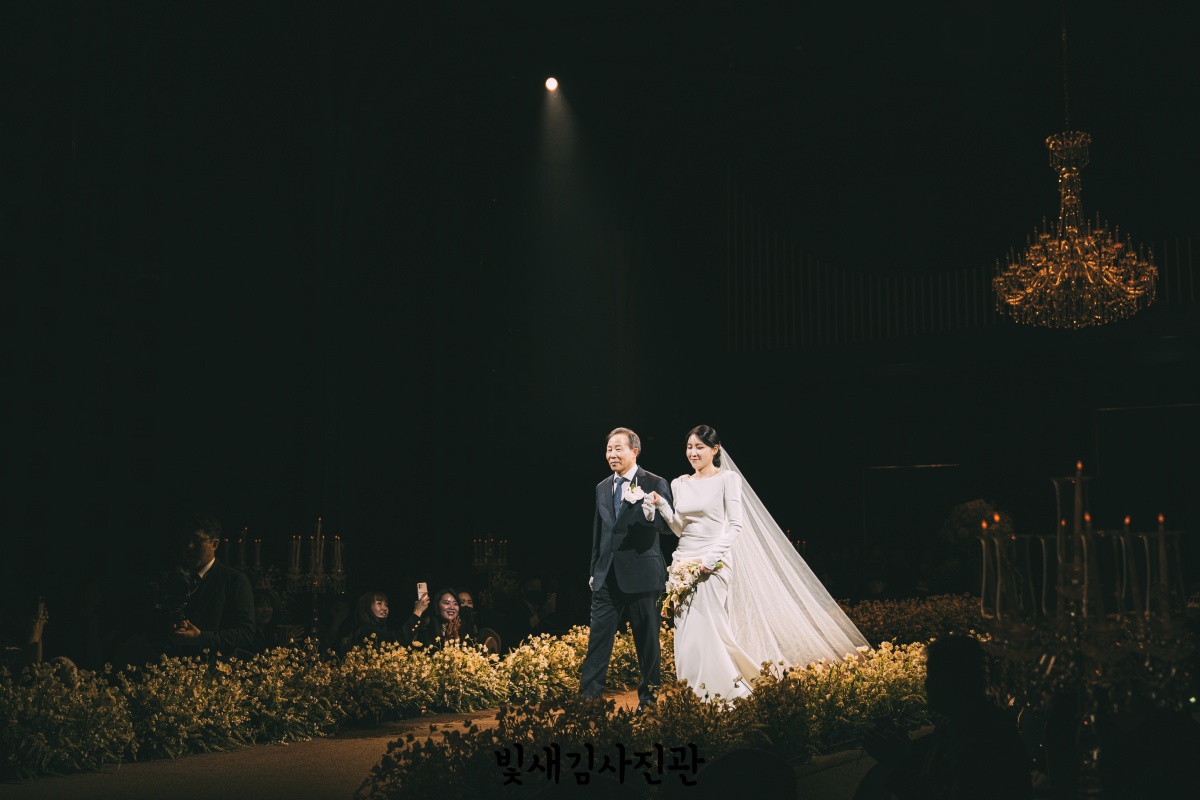 소풍컨벤션웨딩 라온제나홀 본식스냅 서브스냅 21