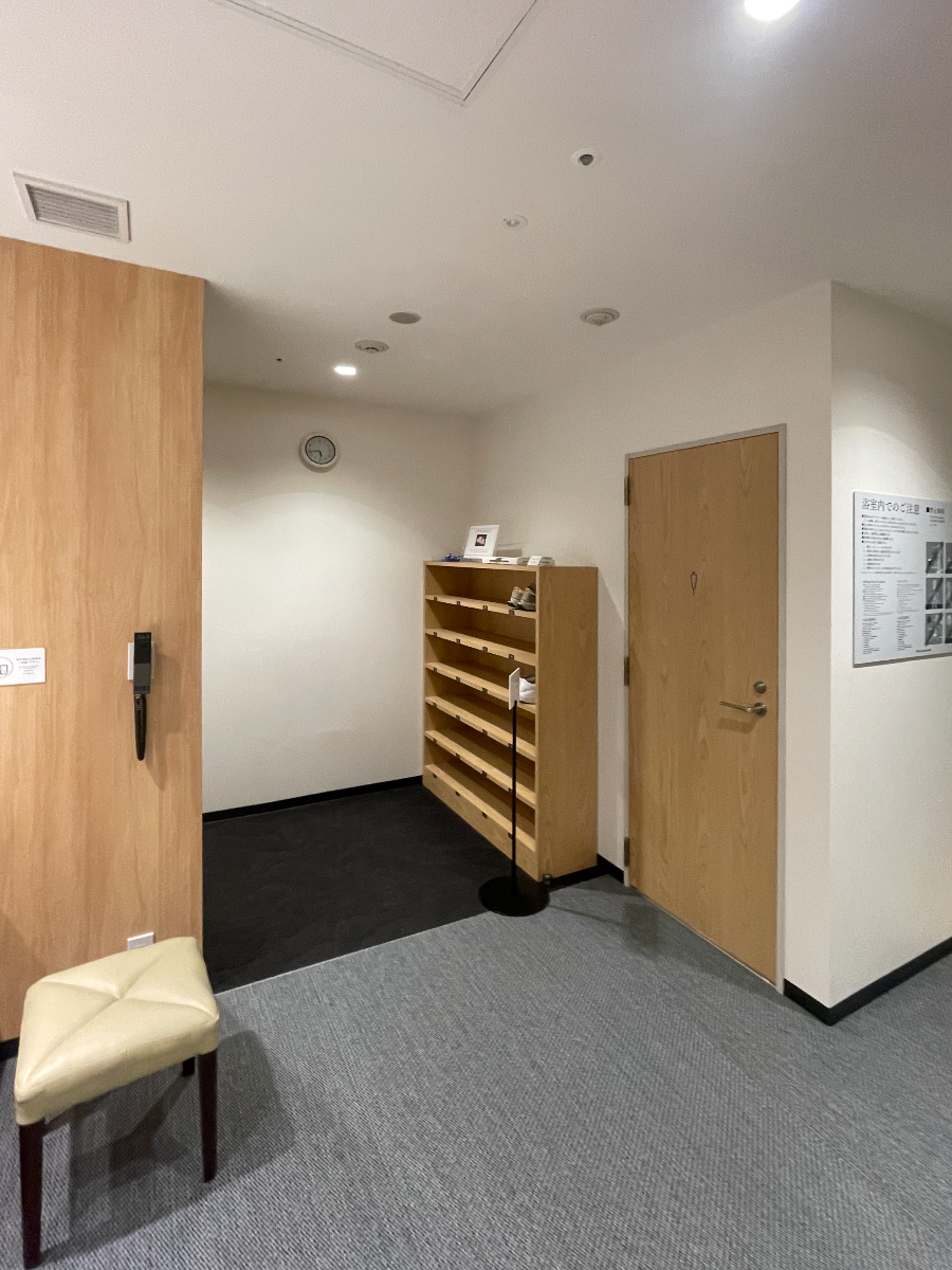 미츠이 가든 호텔 온천탕 신발장