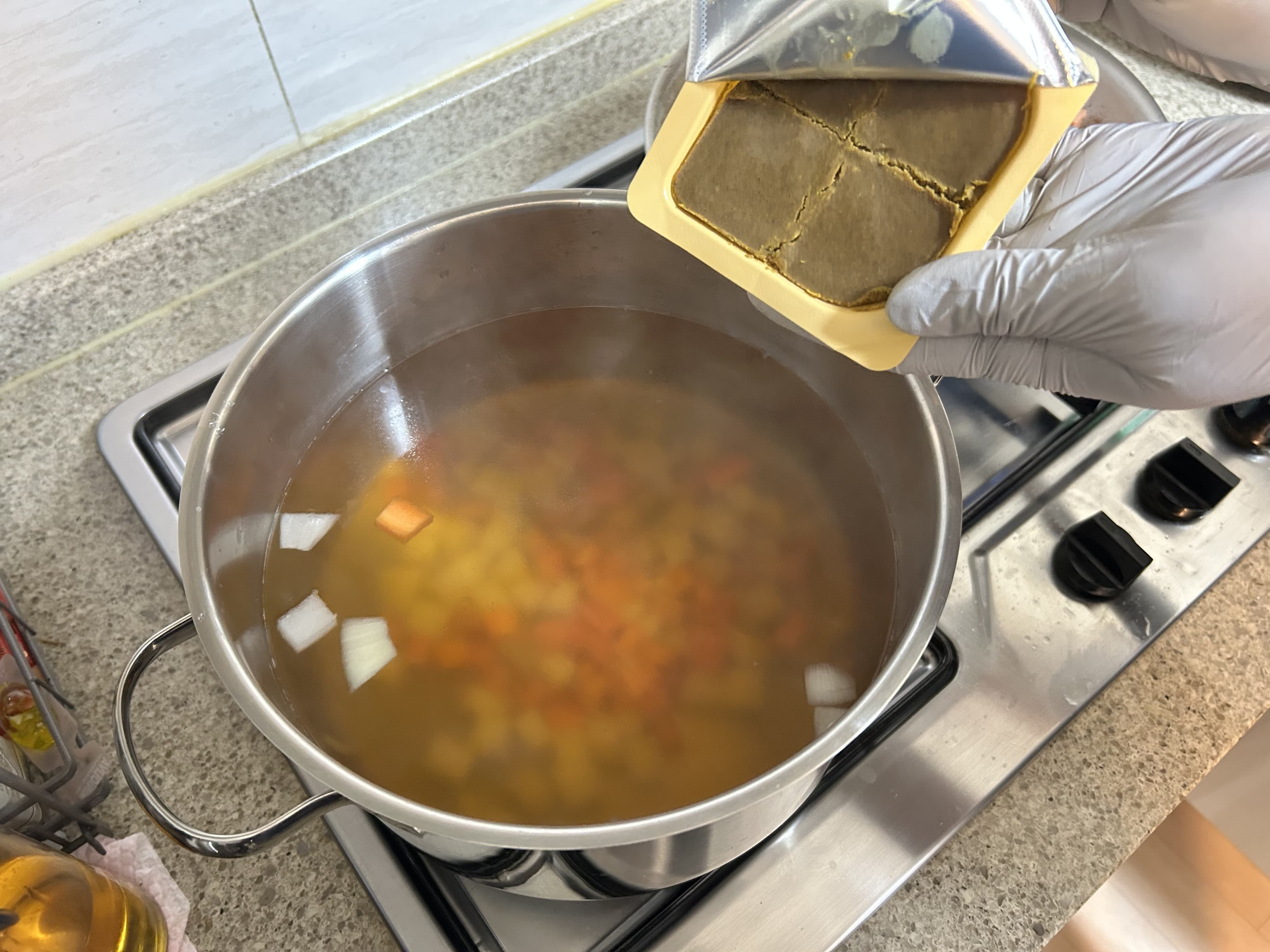 [chef&amp;#44; Daddy] 채수로 끓여 감칠맛 두 배! 스팸 카레 만드는 법 (돈까스 토핑까지)