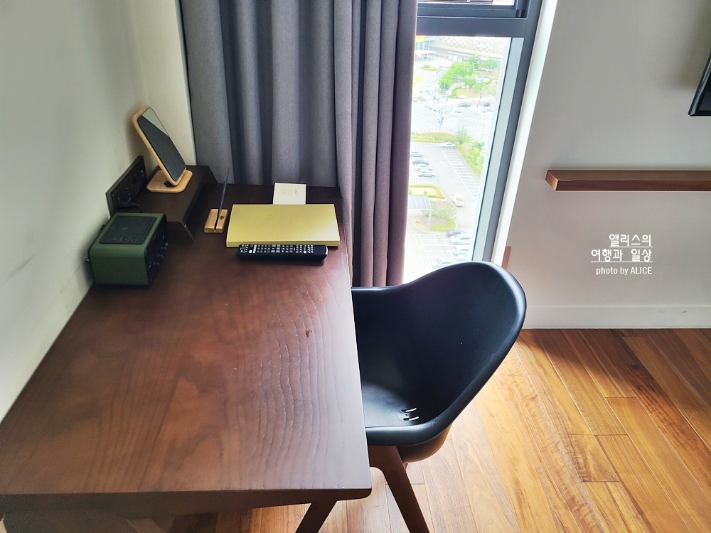 라까사호텔 광명 디럭스 더블룸 월렛 후기, 경기도 호캉스 추천, 숲 뷰 욕조