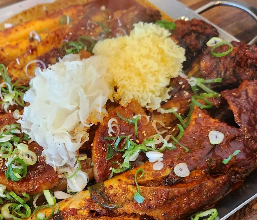 생방송투데이 한우물의 법칙 코다리조림위에 올라간 노루궁뎅이 버섯