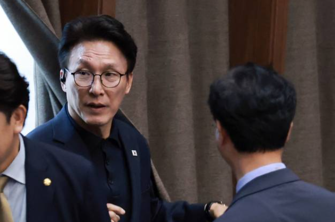 추미애 박시영 용역계약