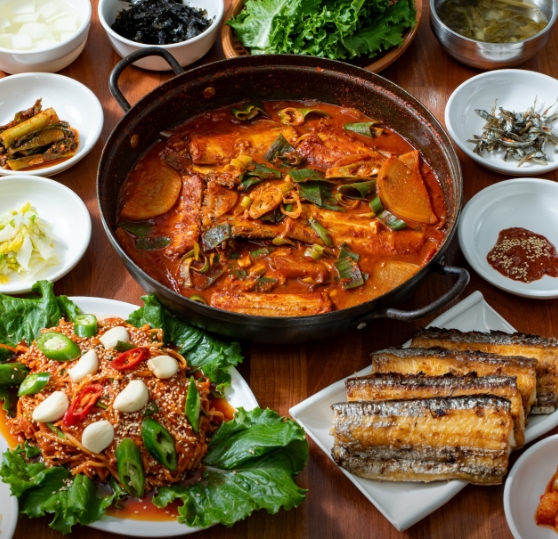 여수 맛집 추천 - 현지인 추천 강추 맛집!