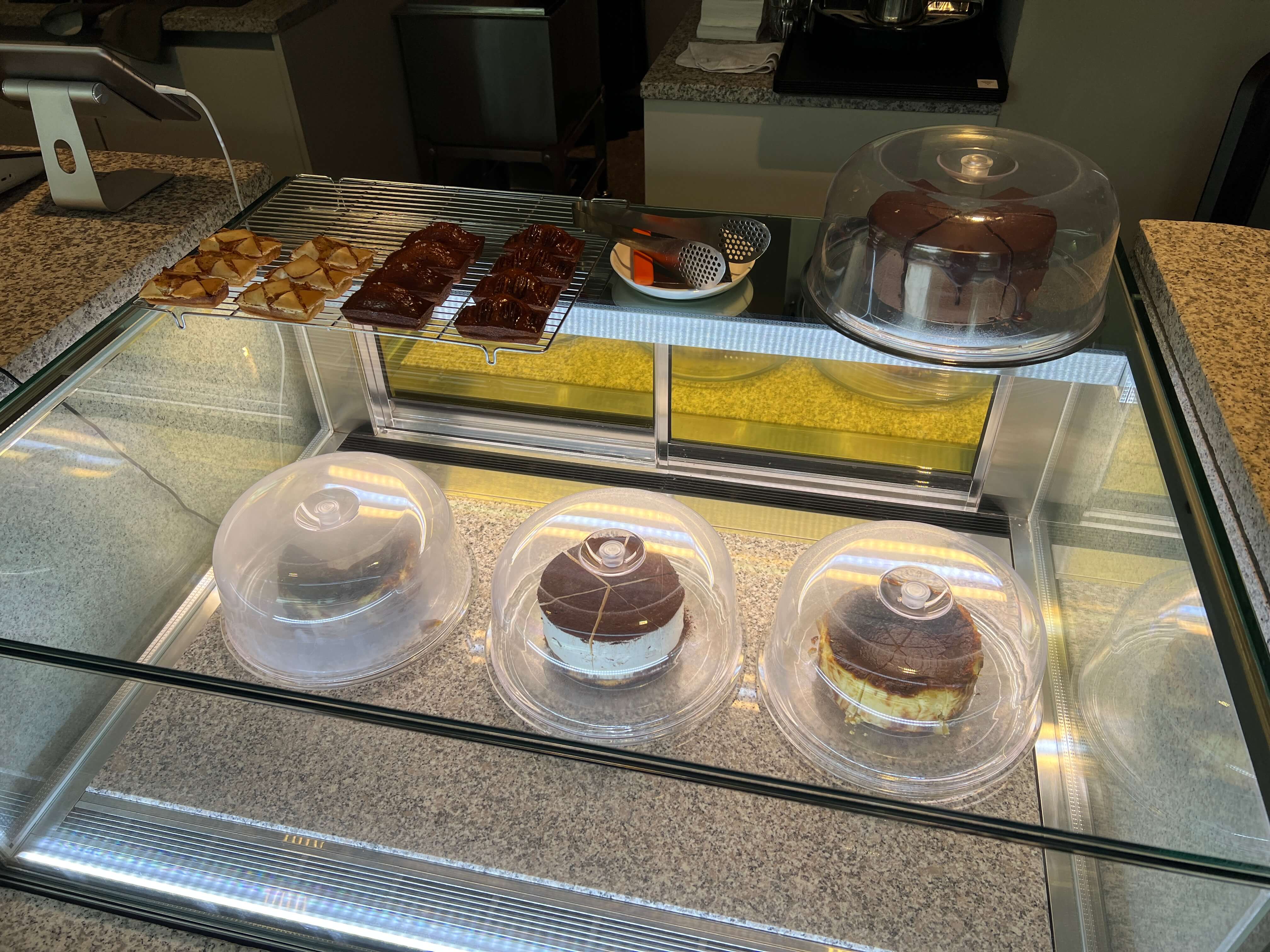 디저트쇼케이스