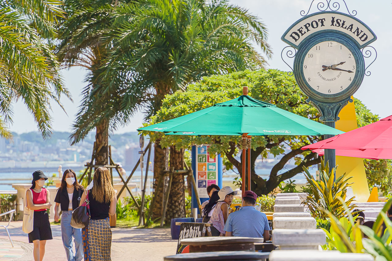 WaGyu Café Kapuka: Steak and a Seaside Terrace in Chatan — original photograph 2