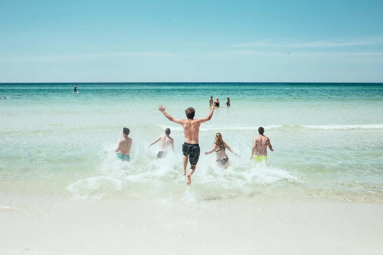 people-beach-photos