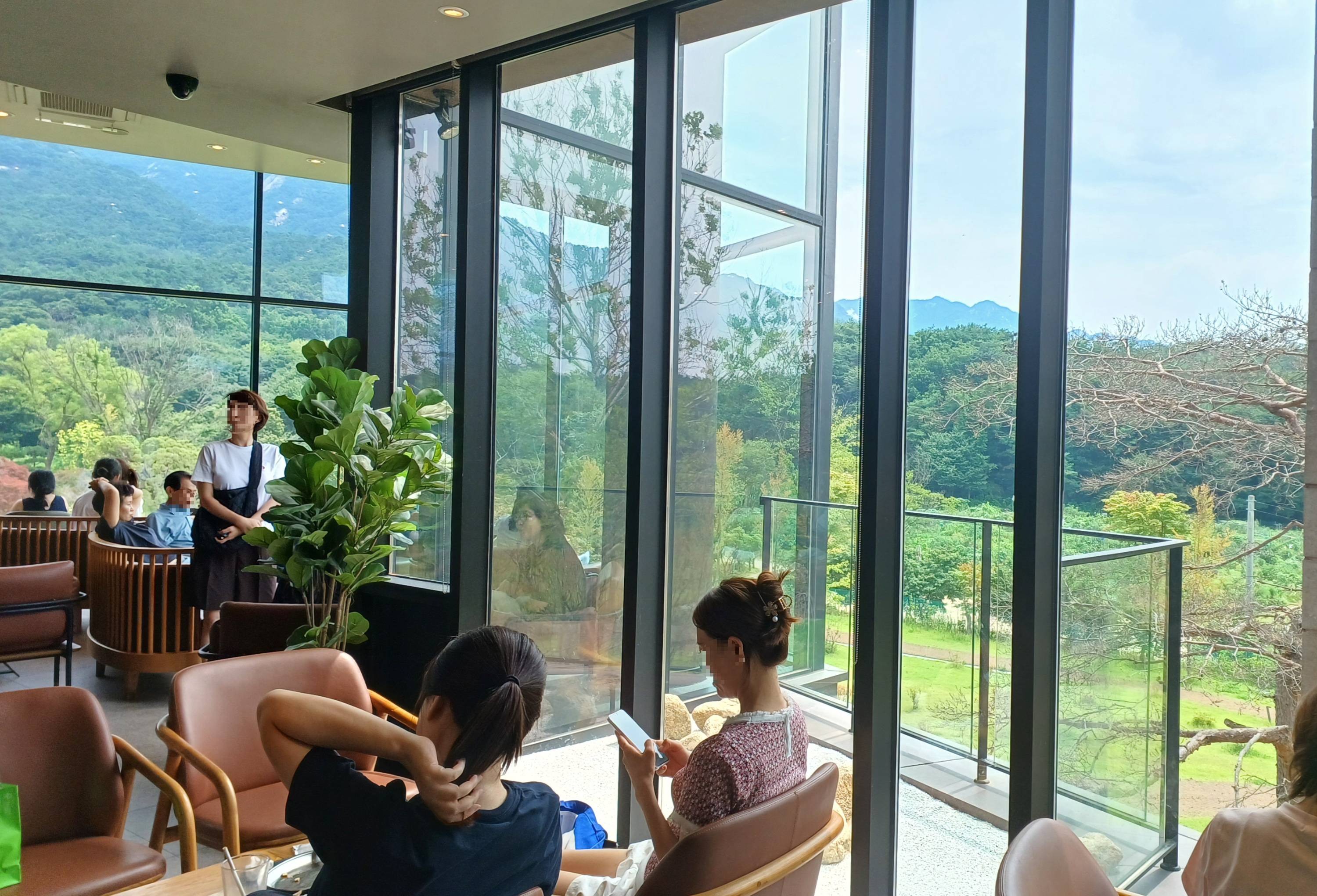 북한산뷰-뷰카페-스타벅스-더북한산점-7