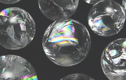 아이리스 쿼츠(Iris quartz / 무지개 수정)