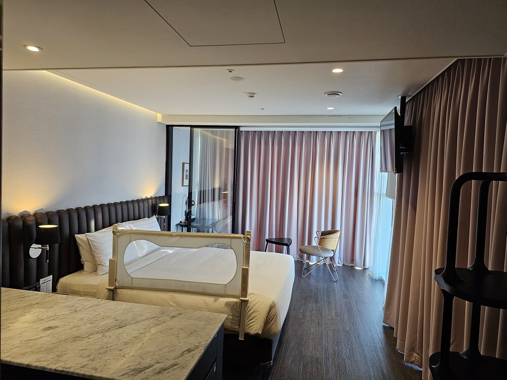 라발스호텔 객실1